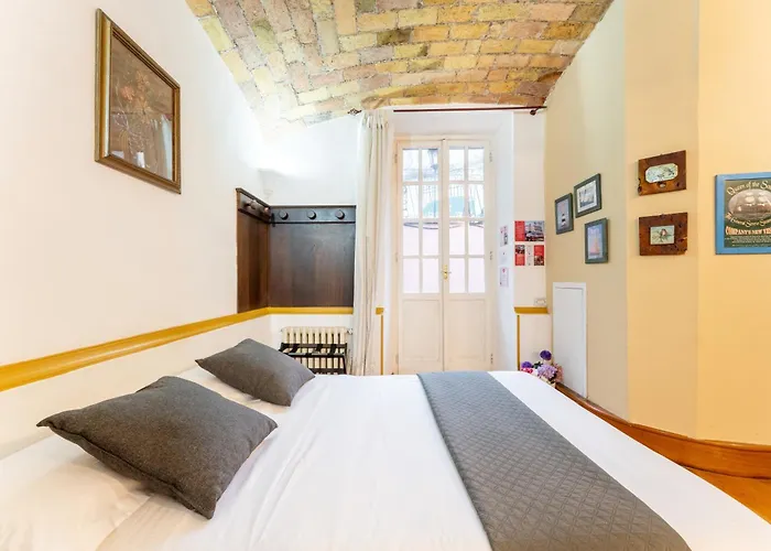 The British Corner, Cozy Loft With Garden 10 Min From Center Rome